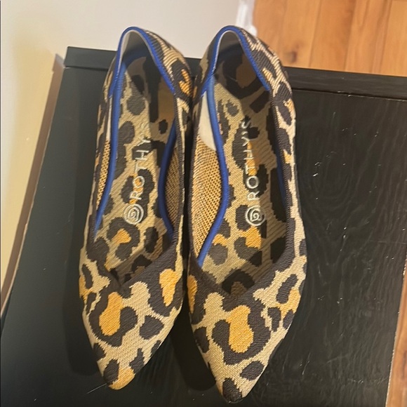 Rothy’s The Point Big Cat Leopard Print Pointed Toe Women's Flats - Picture 3 of 5